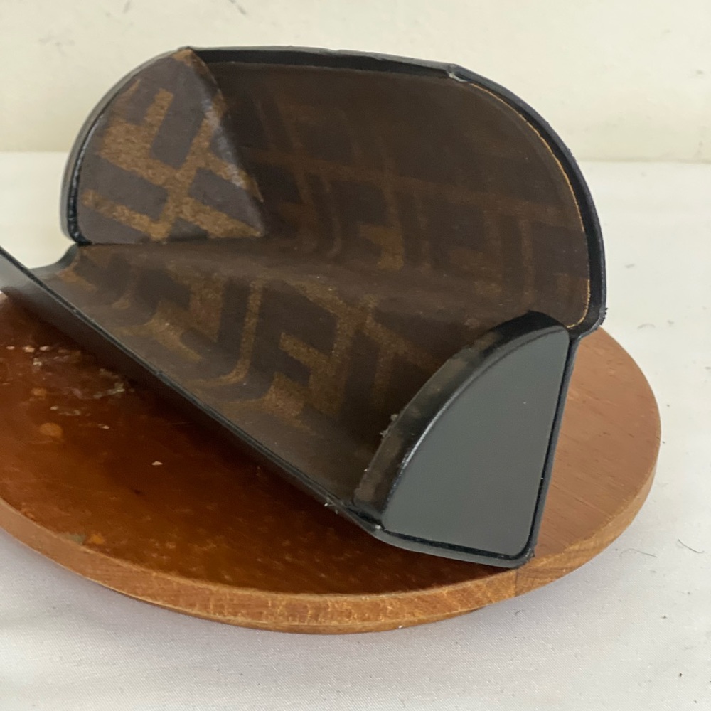 Fendi Twist Black Triangle Sunglasses/Eyeglass Hard Protective case